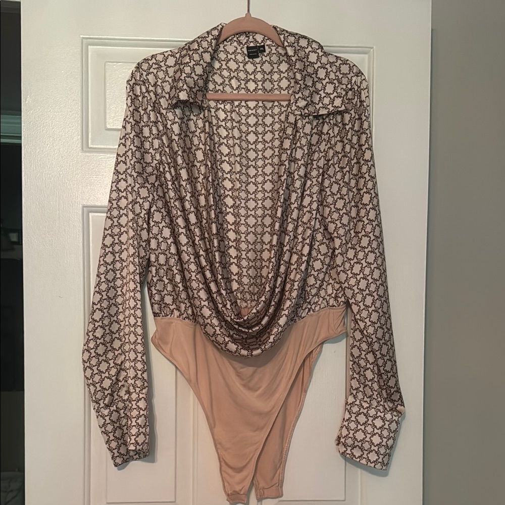 SHEIN Silky Cowl Neck Bodysuit – Size 2X | Lightweight & Elegant Neutral Print
